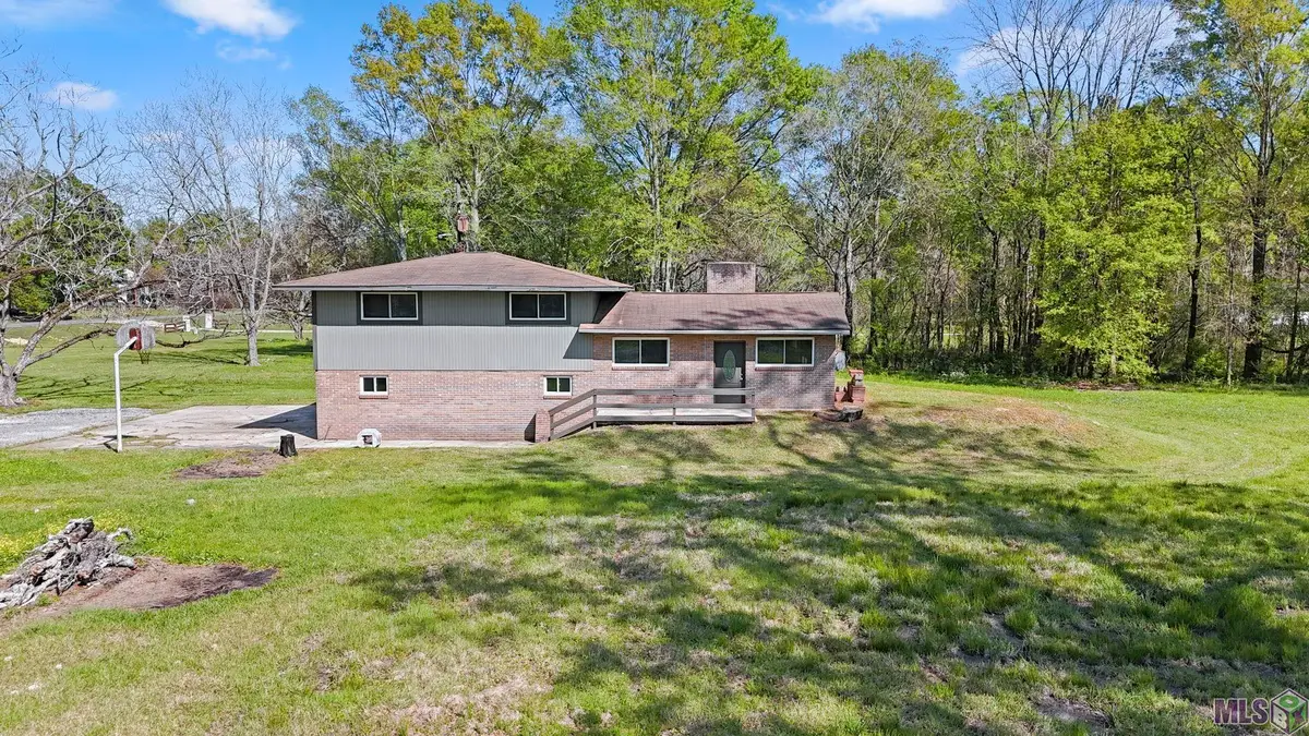 10212 Gurney Rd, Central, LA 70714 - #1