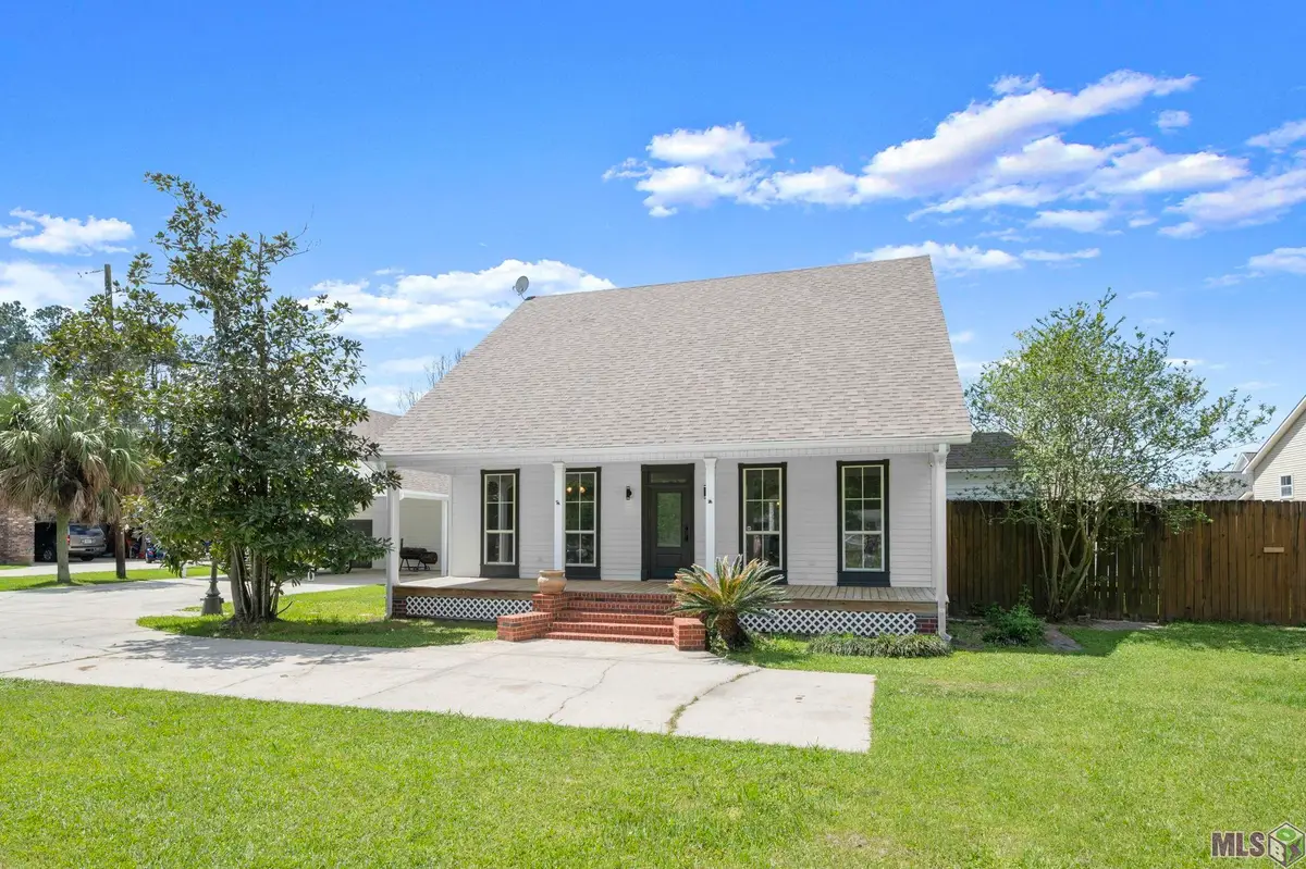 32787 Duff Rd, Walker, LA 70785 - #1