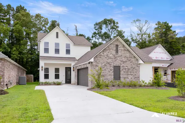 25281 Burlington Dr, Denham Springs, LA 70726