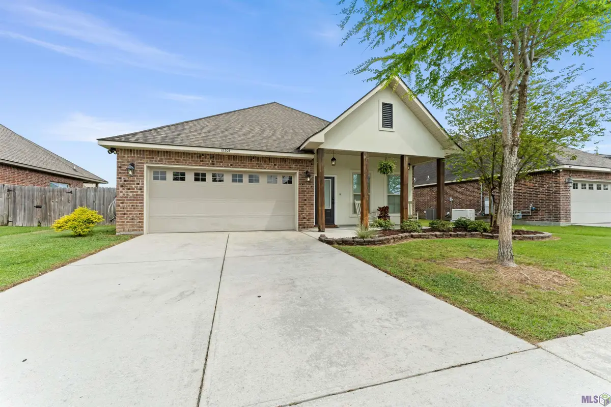 18304 Crows Nest Dr, Prairieville, LA 70769 - #1