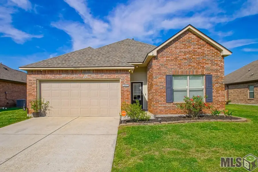 23273 Conifer Dr, Denham Springs, LA 70726 - #3