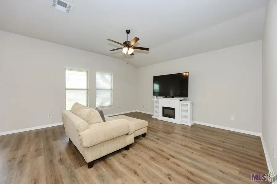 59810 Clifts Cove Dr, Plaquemine, LA 70764 - #3