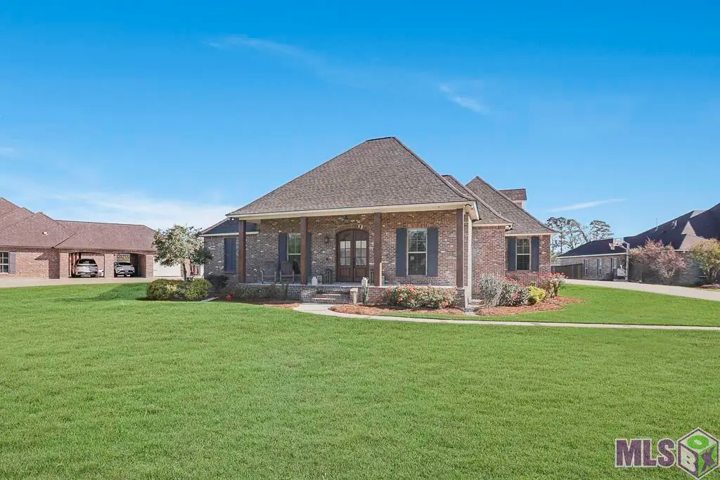 11090 Toria Ln, Saint Amant, LA 70774 - #1