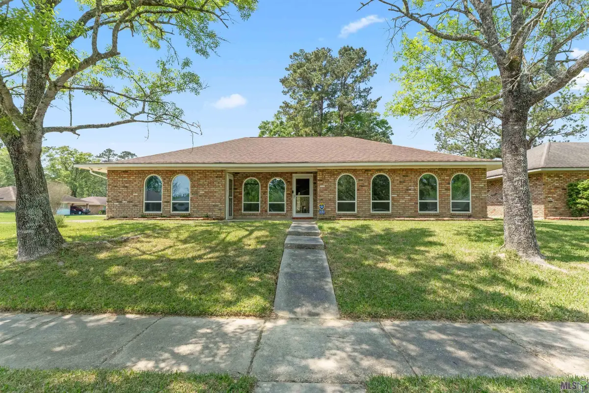 5101 Wicklow Dr, Baton Rouge, LA 70814 - #1