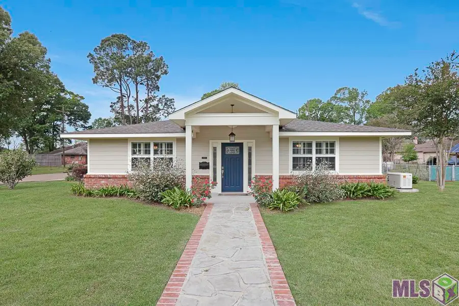 2166 Silverest Ave, Baton Rouge, LA 70816 - #2