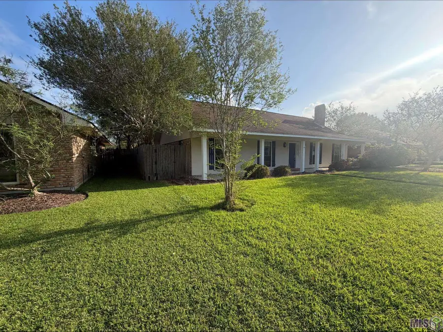 16005 Chickamauga Ave, Baton Rouge, LA 70817 - #2