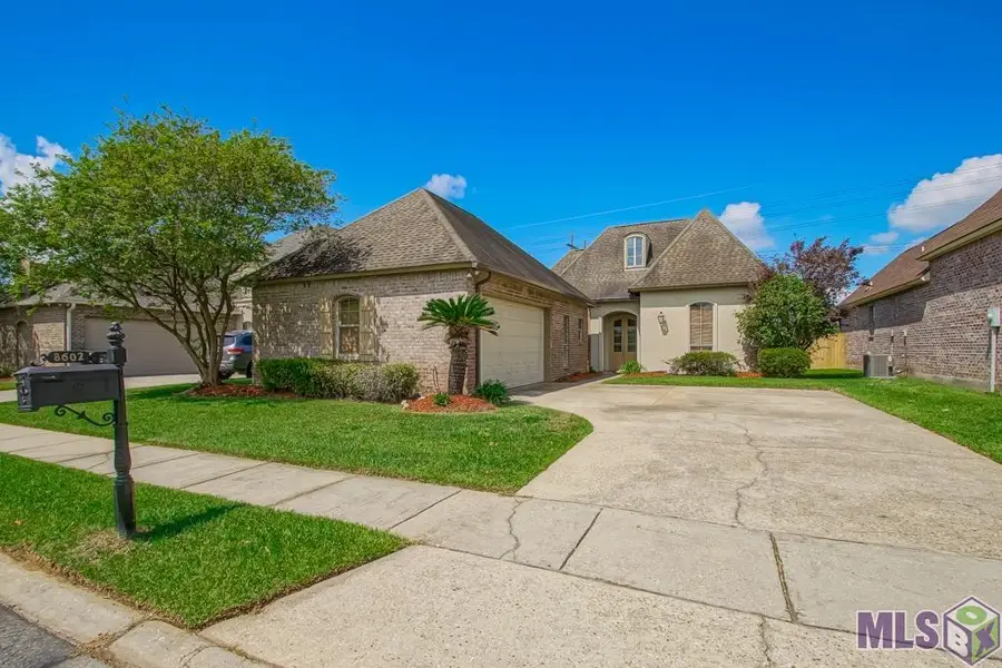8602 Foxfield Dr, Baton Rouge, LA 70809 - #2