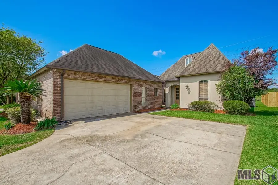 8602 Foxfield Dr, Baton Rouge, LA 70809 - #3