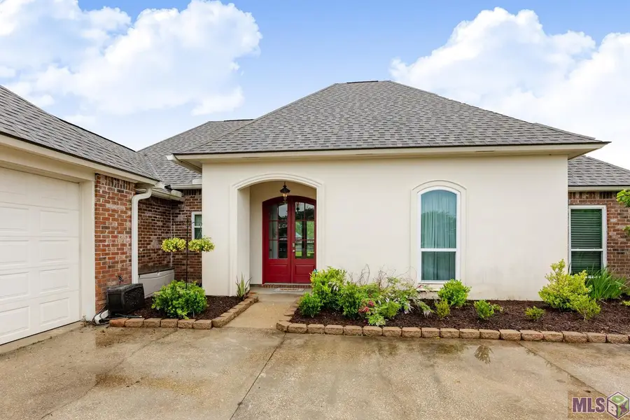 12485 Timberwood Dr, Walker, LA 70785 - #2