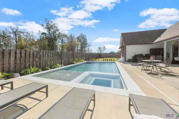 8510 Ormand Dr, Zachary, LA 70791