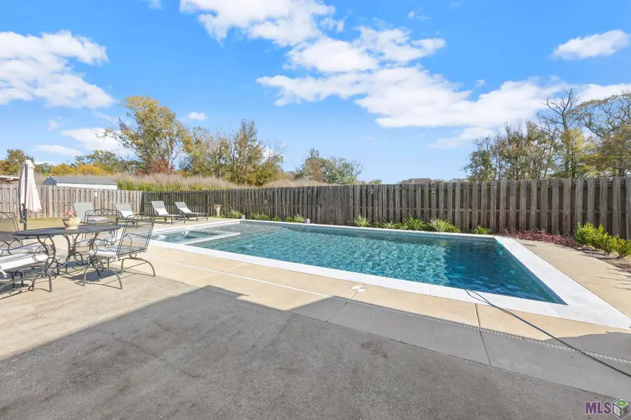 8510 Ormand Dr, Zachary, LA 70791 - #2