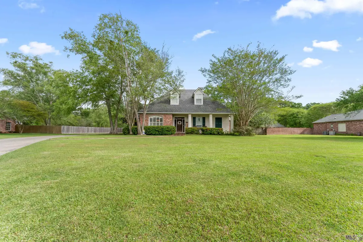 3607 Red Clover Ave, Zachary, LA 70791 - #1