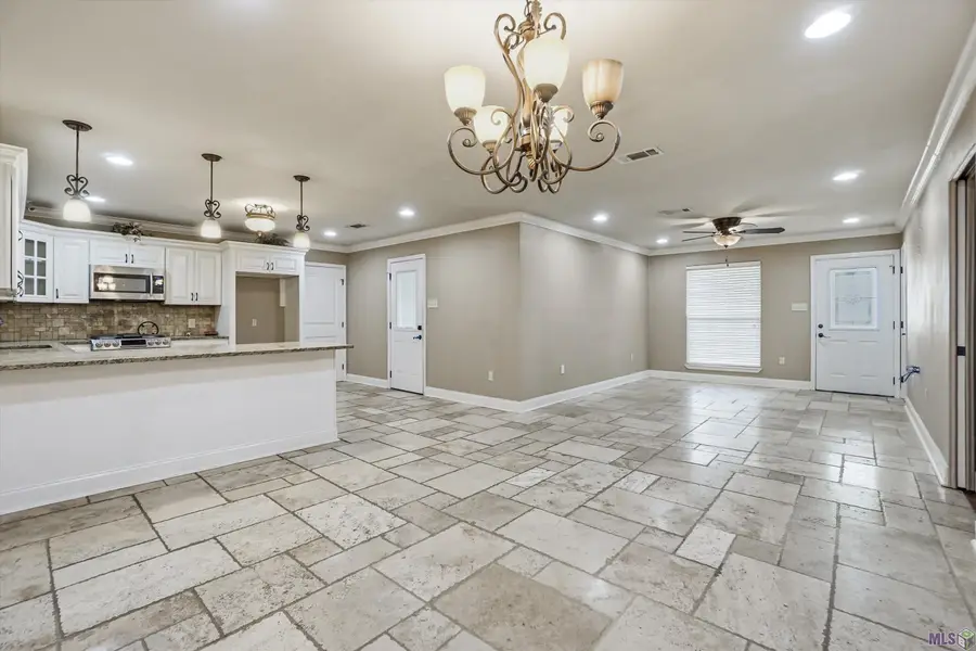 9937 Golden Gate Ave, Baton Rouge, LA 70818 - #2