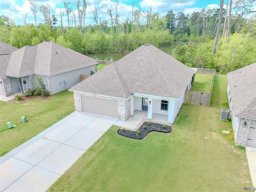 9698 S Grand Marsh Ct, Denham Springs, LA 70726 - #3