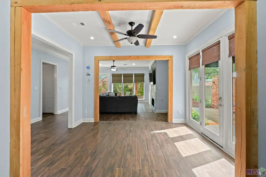 10154 Hyde Park, Baton Rouge, LA 70816 - #2