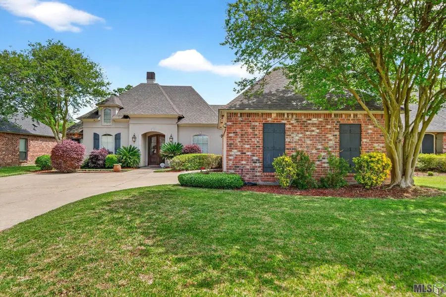 12484 Old Mill Dr, Geismar, LA 70734 - #2