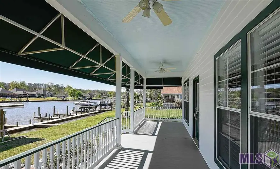 18104 Bayou Pierre Dr, Maurepas, LA 70449 - #2