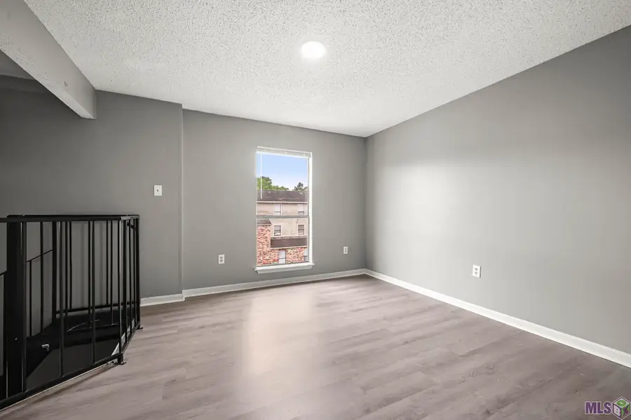1724 S Brightside View Dr #D, Baton Rouge, LA 70820 - #2