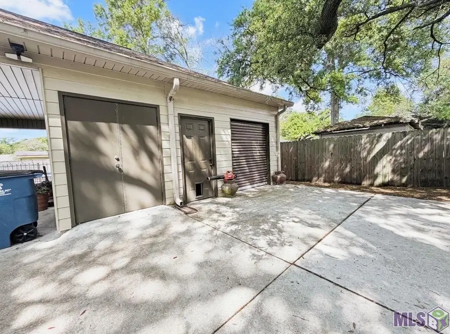 554 Avenue F, Port Allen, LA 70767 - #2