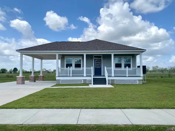 8902 Heron Way, New Roads, LA 70760