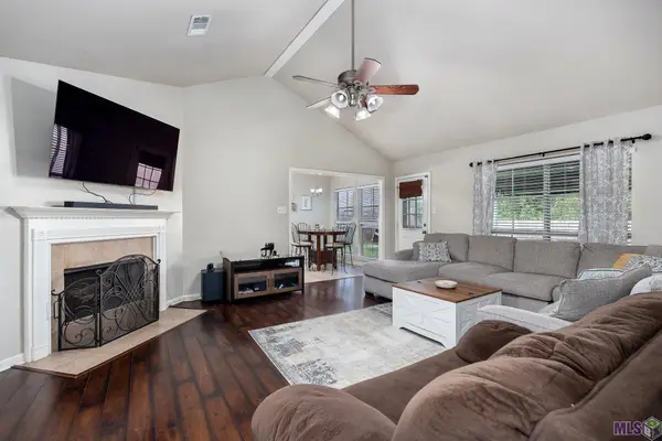 13417 Orleans Dr, Gonzales, LA 70737