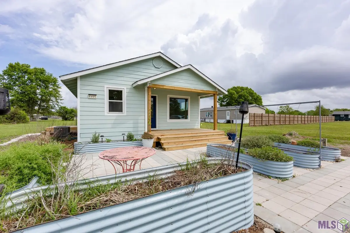 8495 Newfield Dr, Livonia, LA 70755 - #1