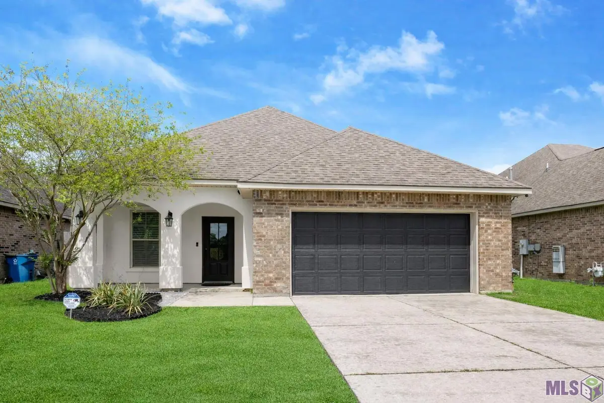 42340 Yellowstone Ave, Prairieville, LA 70769 - #1