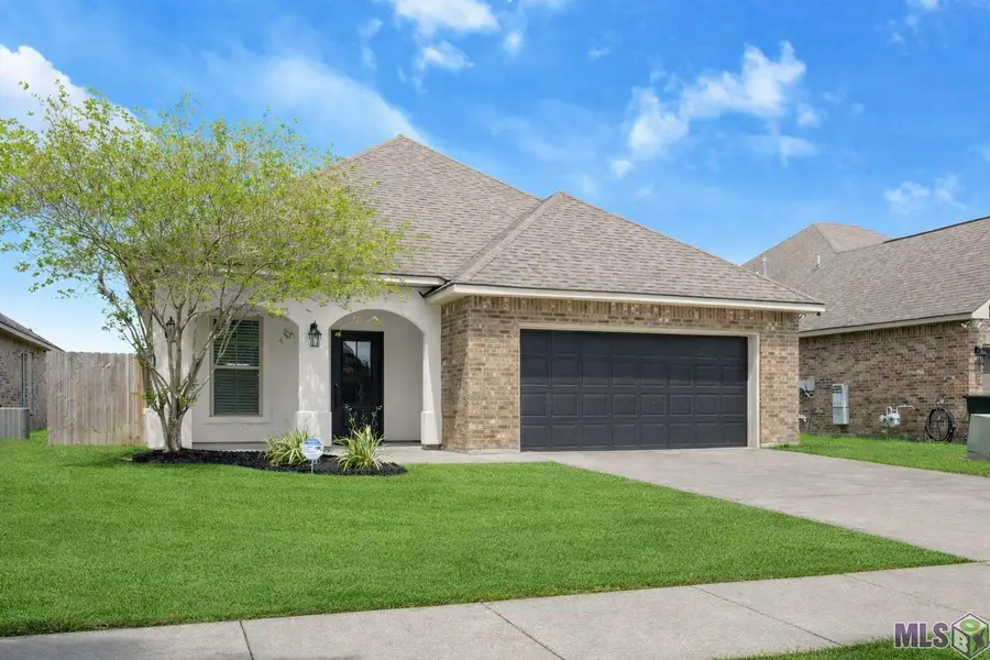 42340 Yellowstone Ave, Prairieville, LA 70769 - #2