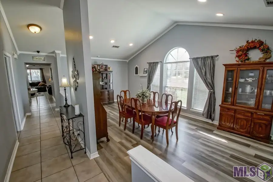 17294 W Autumn Dr, Prairieville, LA 70769 - #3