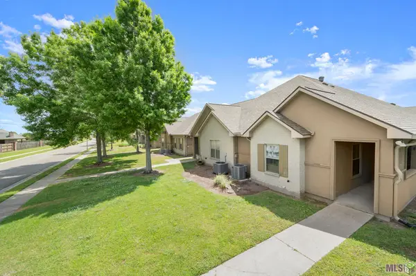 3948 Cypress Hall Dr, Addis, LA 70710