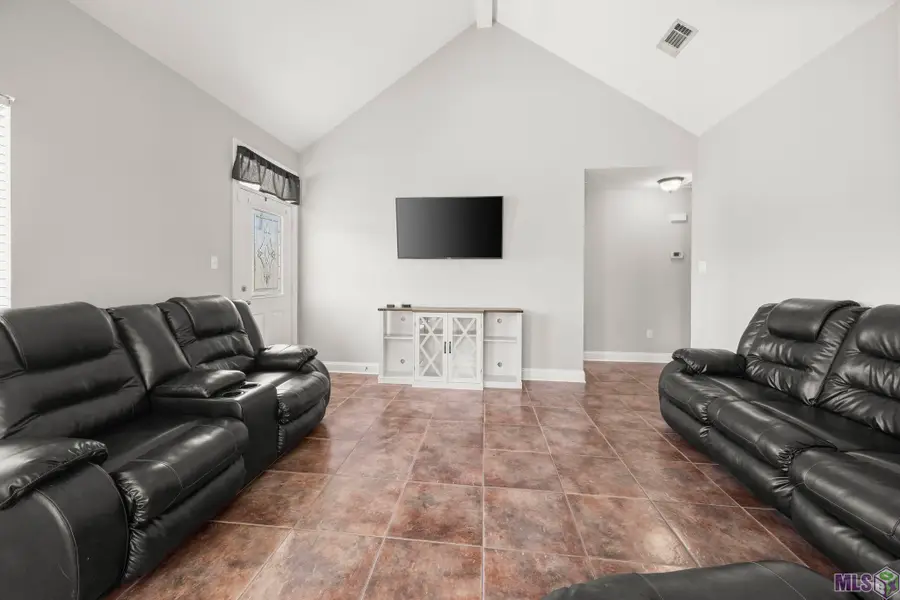 628 S Oleana Dr, Gonzales, LA 70737 - #3