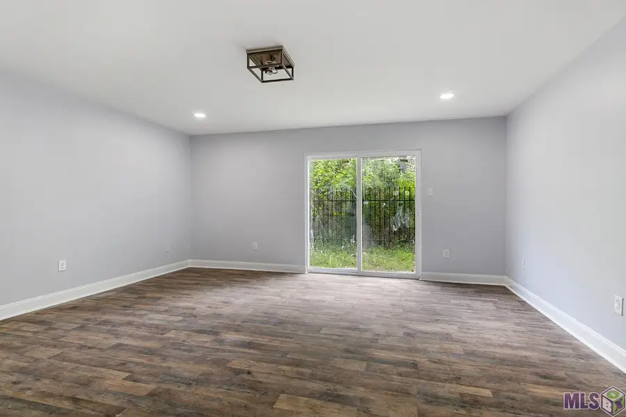 2015 Sherwood Meadow Dr, Baton Rouge, LA 70815 - #3