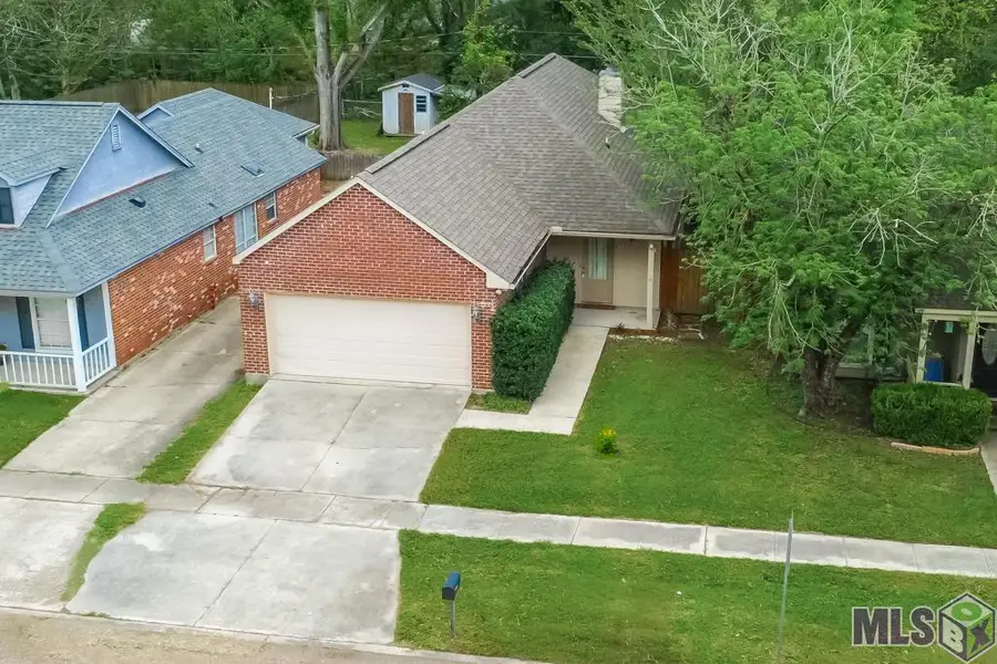 307 Meadow Bend Dr, Baton Rouge, LA 70820 - #2
