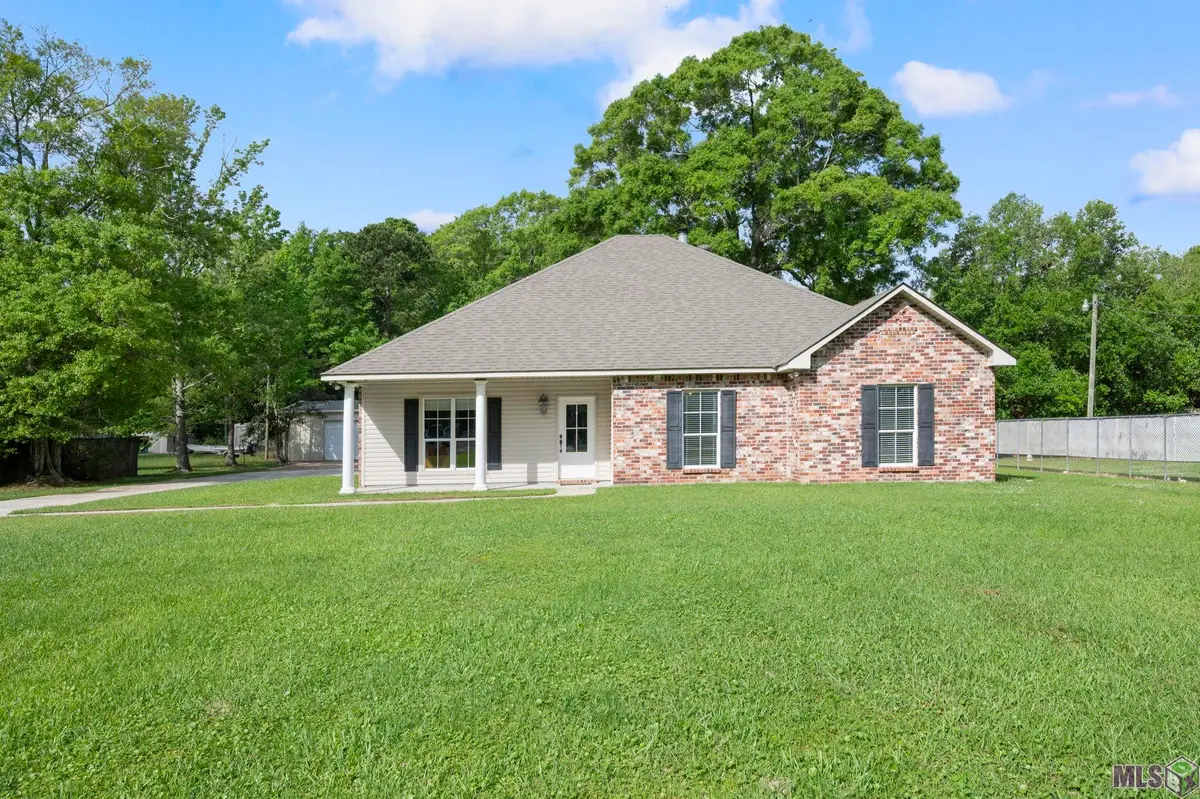 24371 Walker South Rd, Denham Springs, LA 70726 - #1