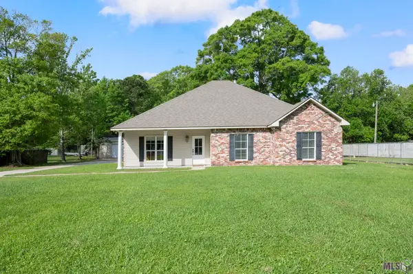 24371 Walker South Rd, Denham Springs, LA 70726