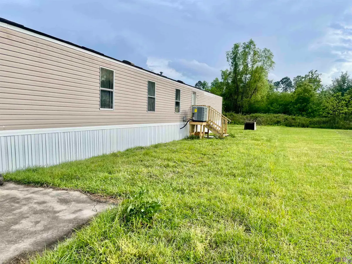 201 Bentley Dr, Thibodaux, LA 70301 - #1