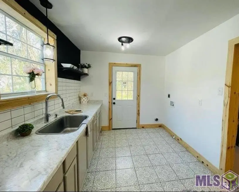2034 N 15th St, Baton Rouge, LA 70805 - #2