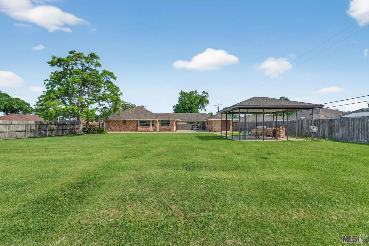 2154 Capri Dr, Baton Rouge, LA 70815 - #1