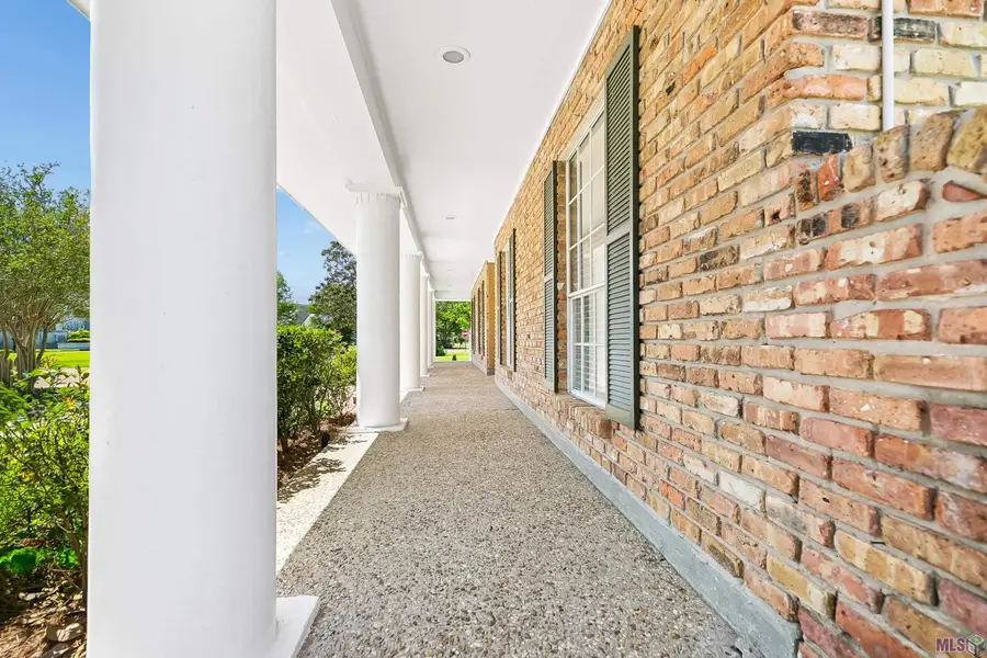 12103 Lake Sherwood Ave N, Baton Rouge, LA 70816 - #3