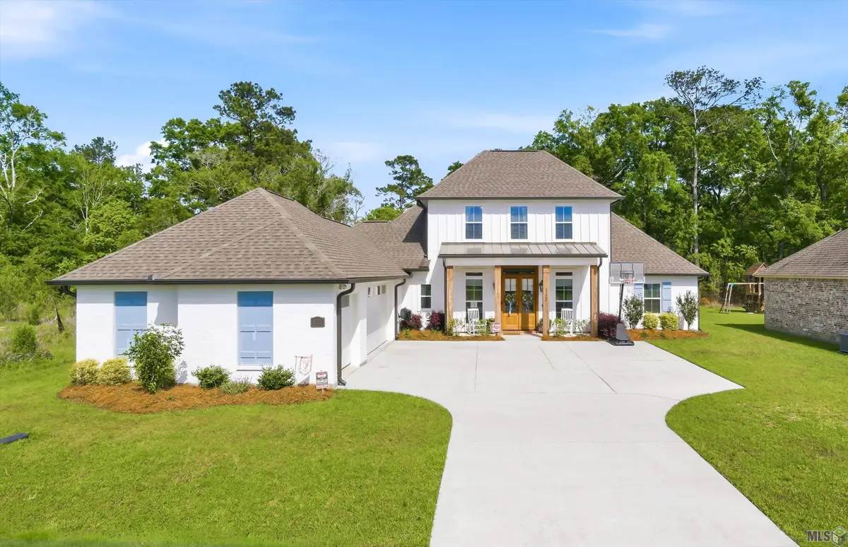 33082 Edith Dr, Denham Springs, LA 70706 - #1