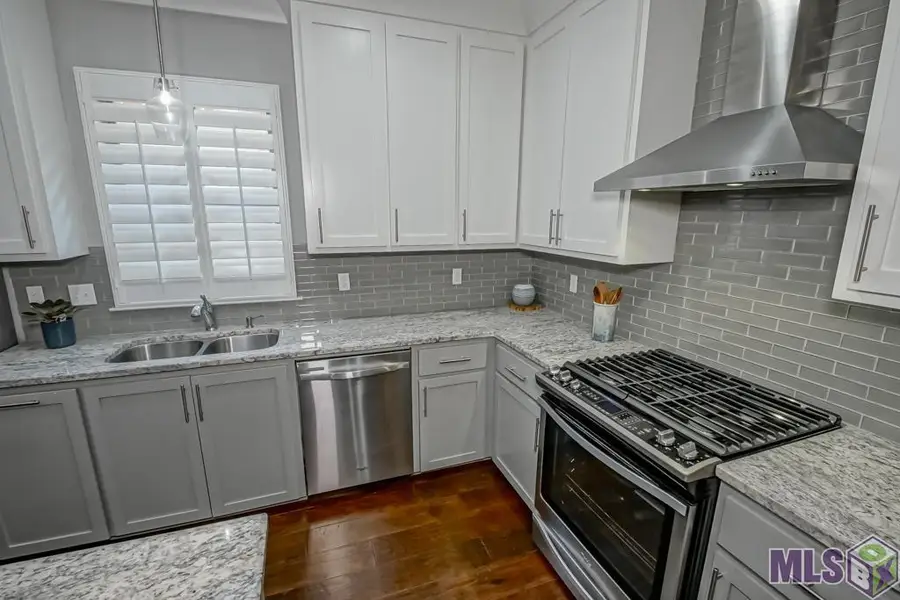 12424 Grand Villa Ct, Baton Rouge, LA 70817 - #3