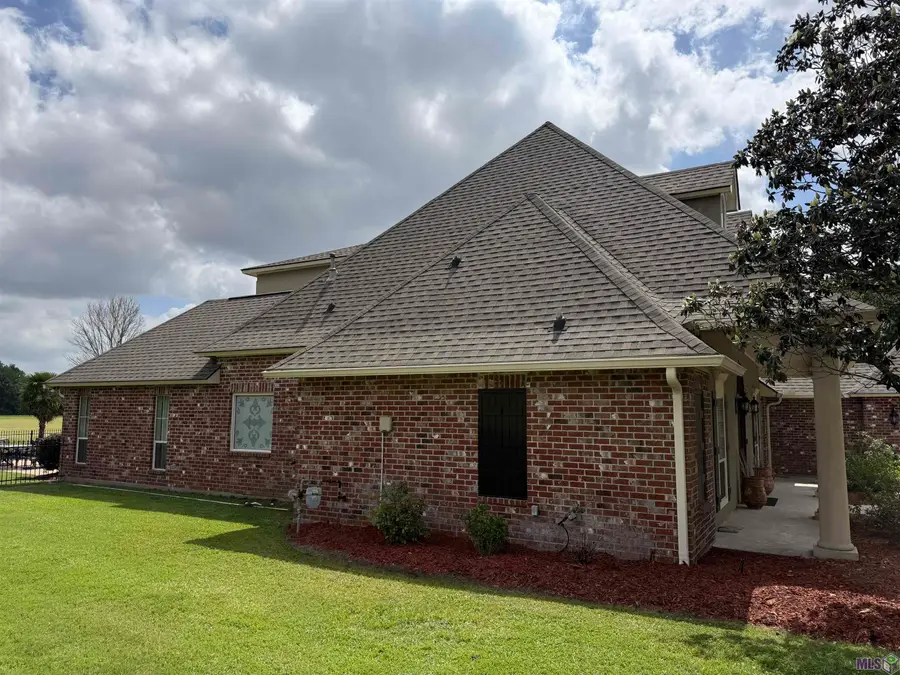 58515 Village Dr, Plaquemine, LA 70764 - #3