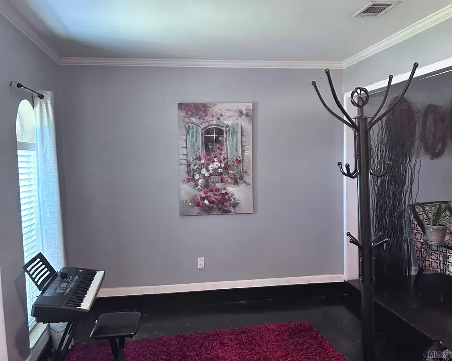 9661 W Darryl Pkwy #1, Baton Rouge, LA 70815 - #3