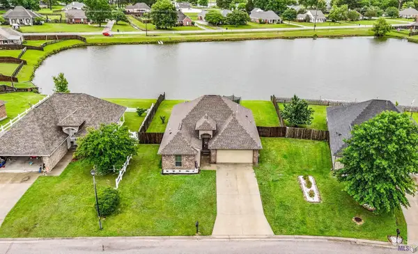 41481 Hearthstone Ave, Prairieville, LA 70769