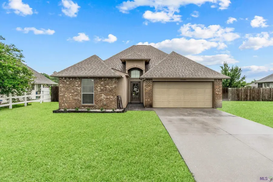 41481 Hearthstone Ave, Prairieville, LA 70769 - #2