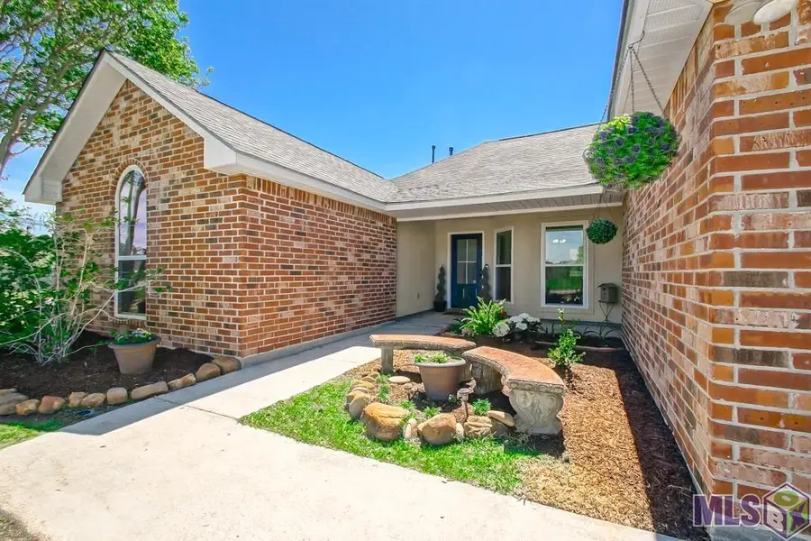 23840 Rosemont Ave, Denham Springs, LA 70726 - #3