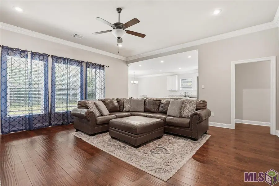 23462 Odette Ave, Denham Springs, LA 70726 - #3