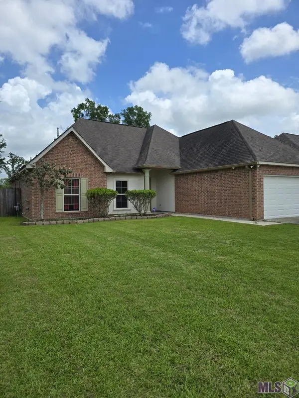 14050 Serenity Cove Dr, Gonzales, LA 70737