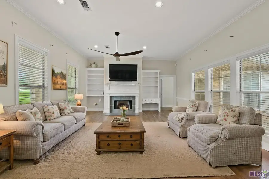 11231 Suncrest Ct, Baton Rouge, LA 70818 - #2