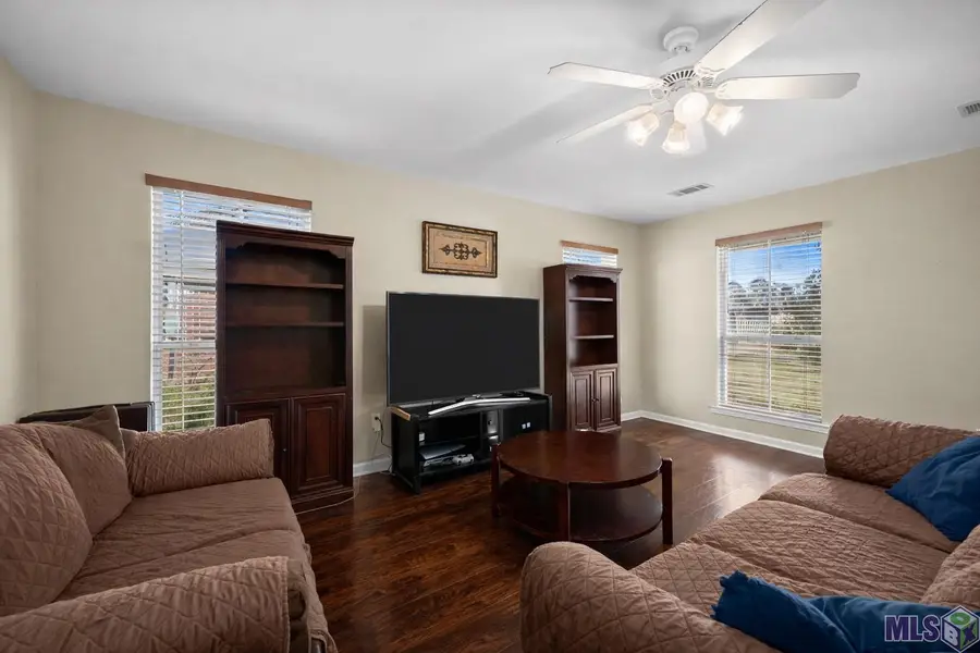 10911 Cheryll Dr, Denham Springs, LA 70706 - #2